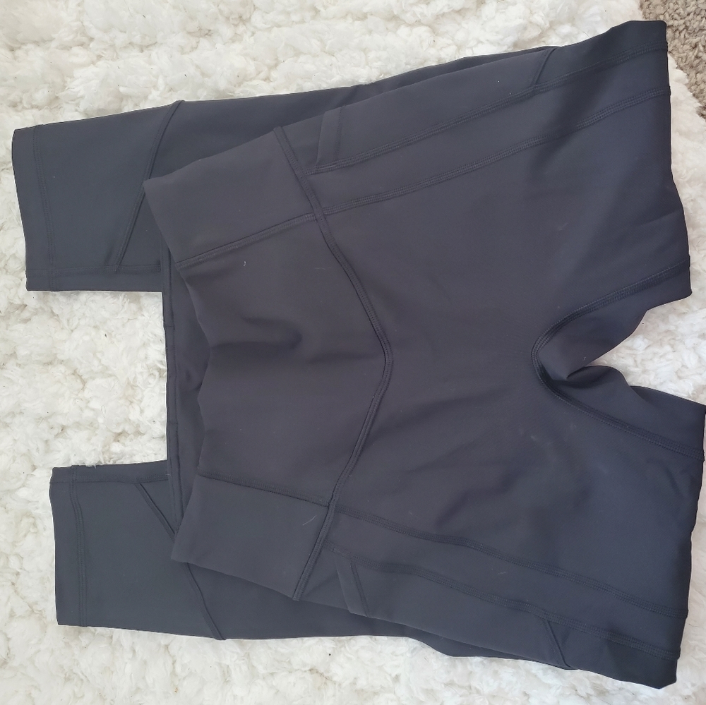 Lululemon all the right places crop 23